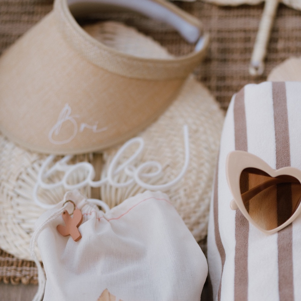 Babe Straw Maid of Honor Bridesmaids Bachelorette